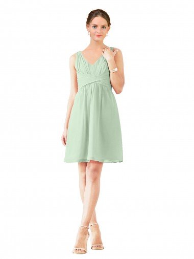 Cheap v-Neckline Short Knee Length Chiffon Cocktail Bridesmaid Dress